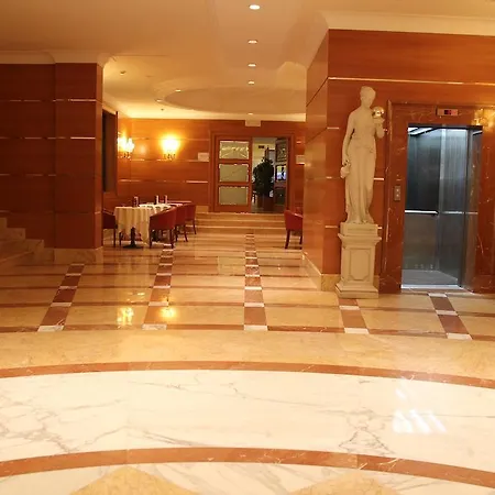Clelia Palace
