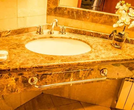 Ξενοδοχείο Clelia Palace 3*